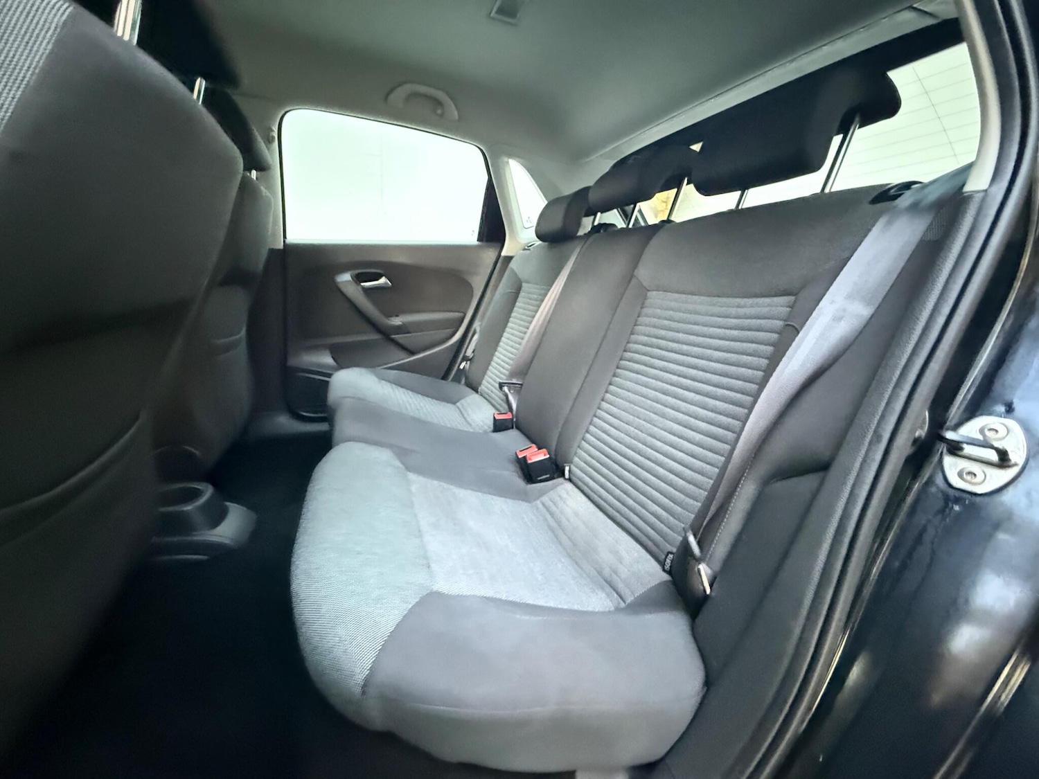 Used Volkswagen Polo 2010 for sale - 76549736: Photo 23