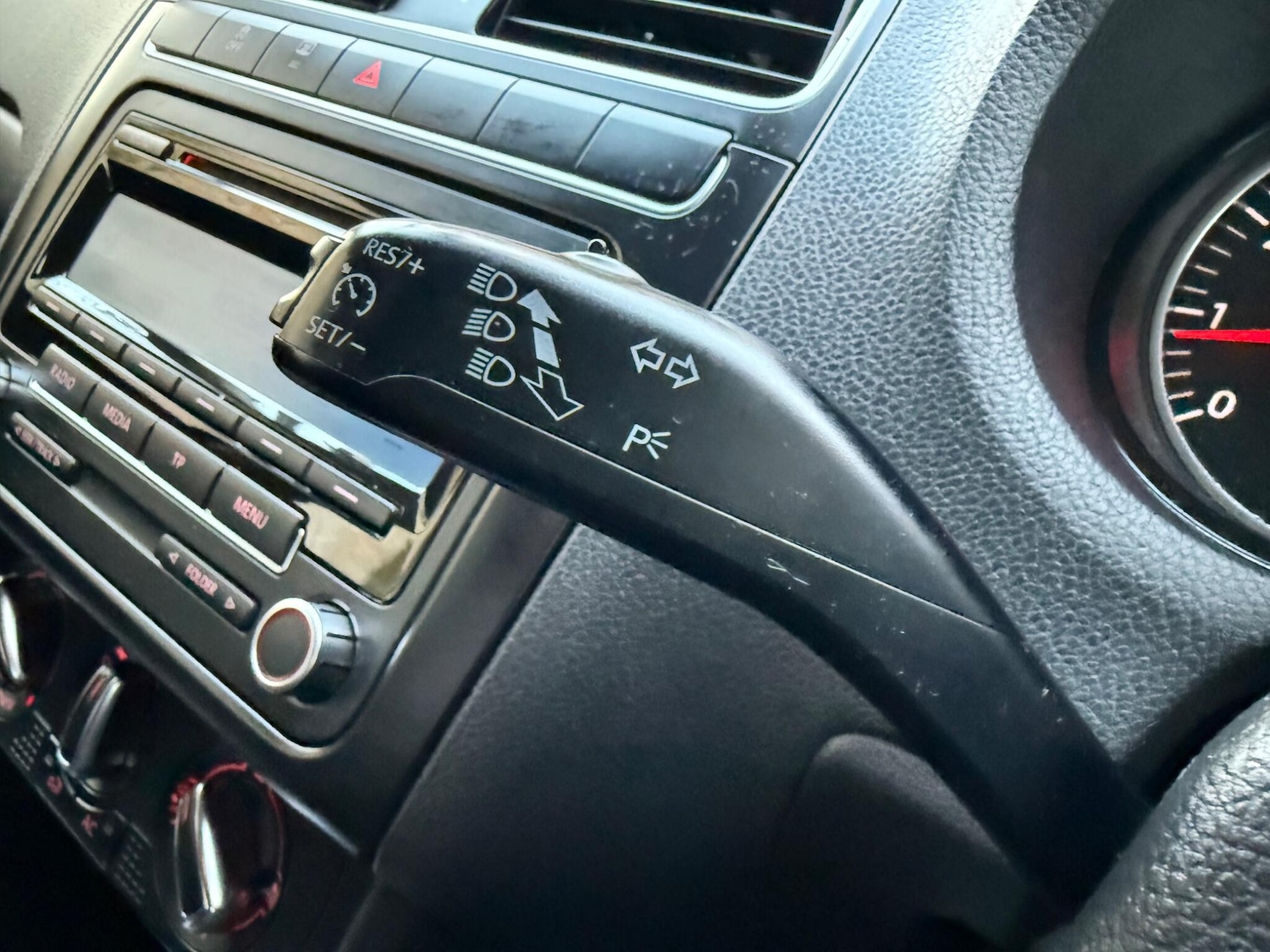 Used Volkswagen Polo 2010 for sale - 76549736: Photo 33