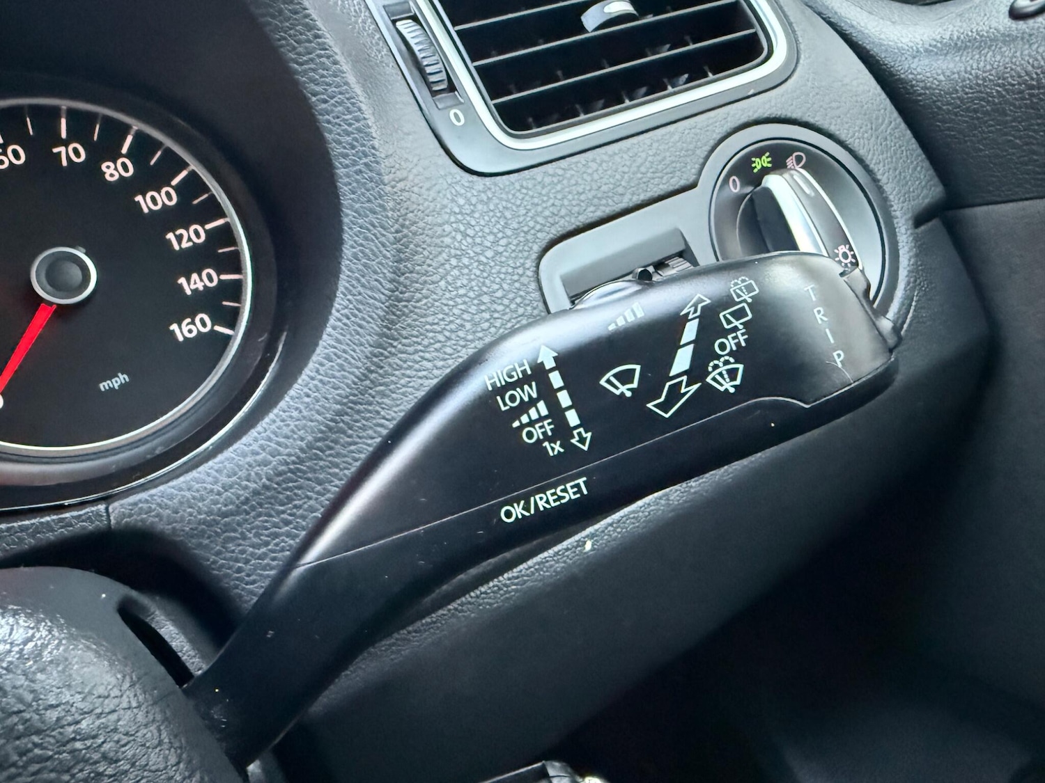 Used Volkswagen Polo 2010 for sale - 76549736: Photo 34