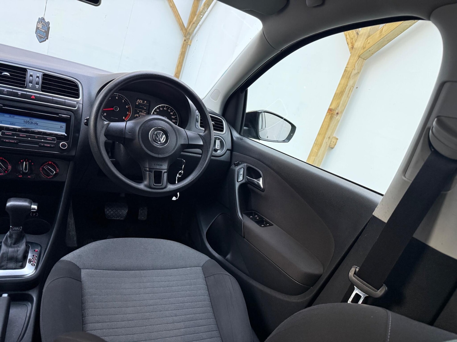 Used Volkswagen Polo 2010 for sale - 76549736: Photo 36