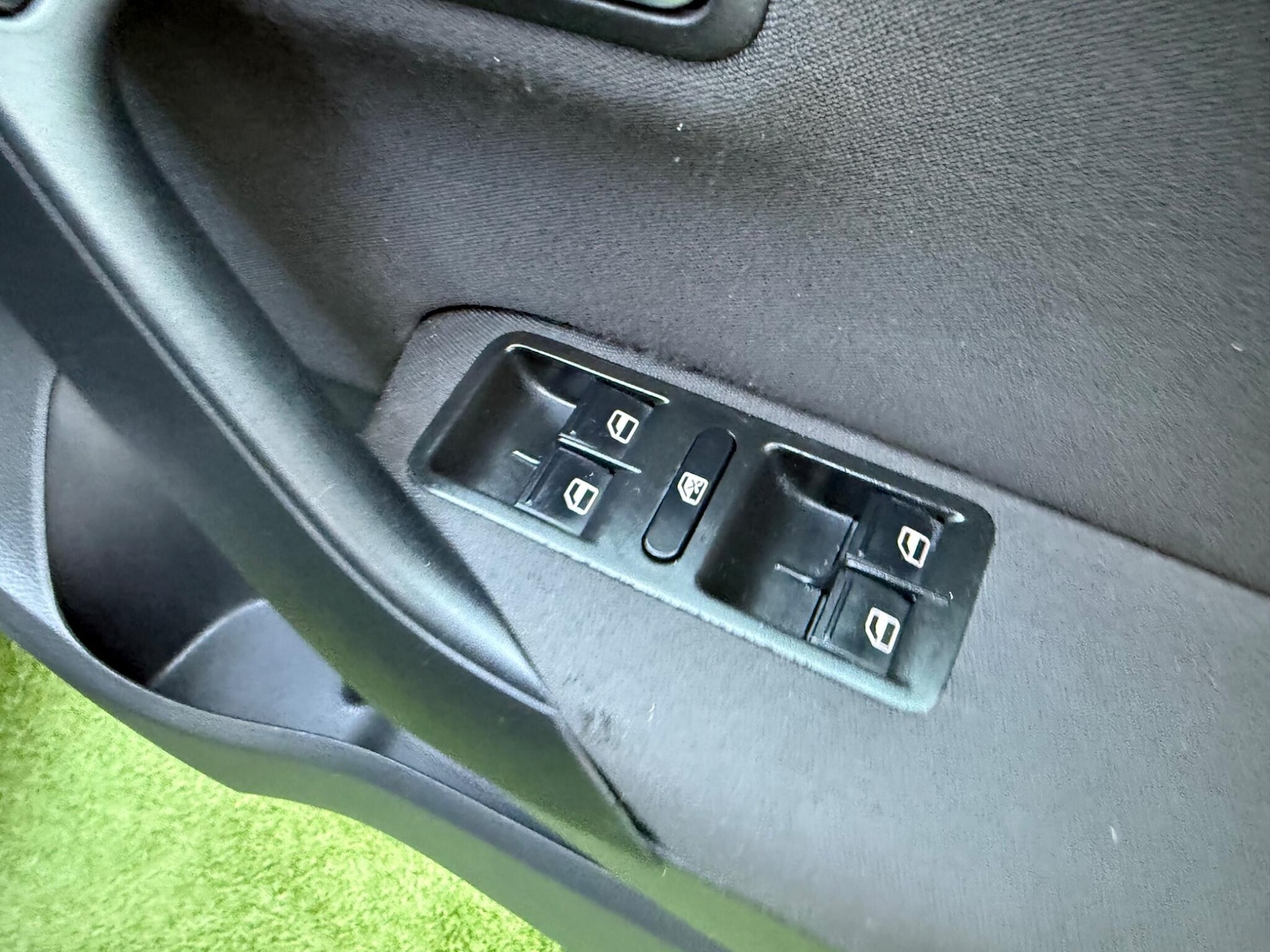 Used Volkswagen Polo 2010 for sale - 76549736: Photo 37