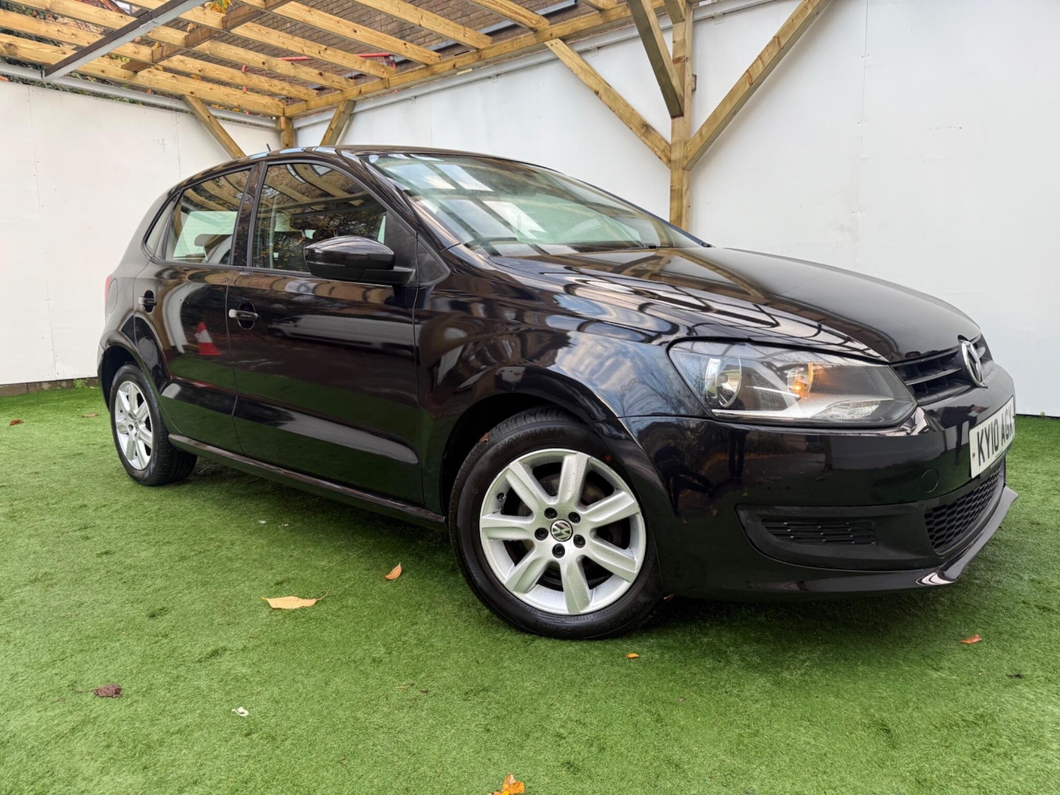 Used Volkswagen Polo 2010 for sale - 76549736: Photo 4