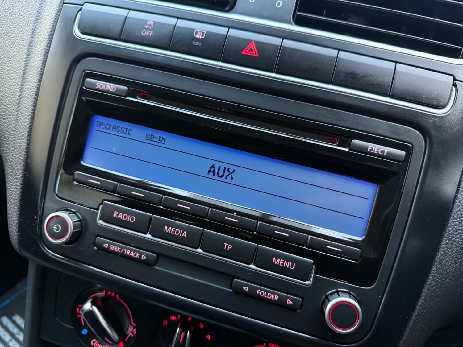 Used Volkswagen Polo 2010 for sale - 76549736: Photo 42