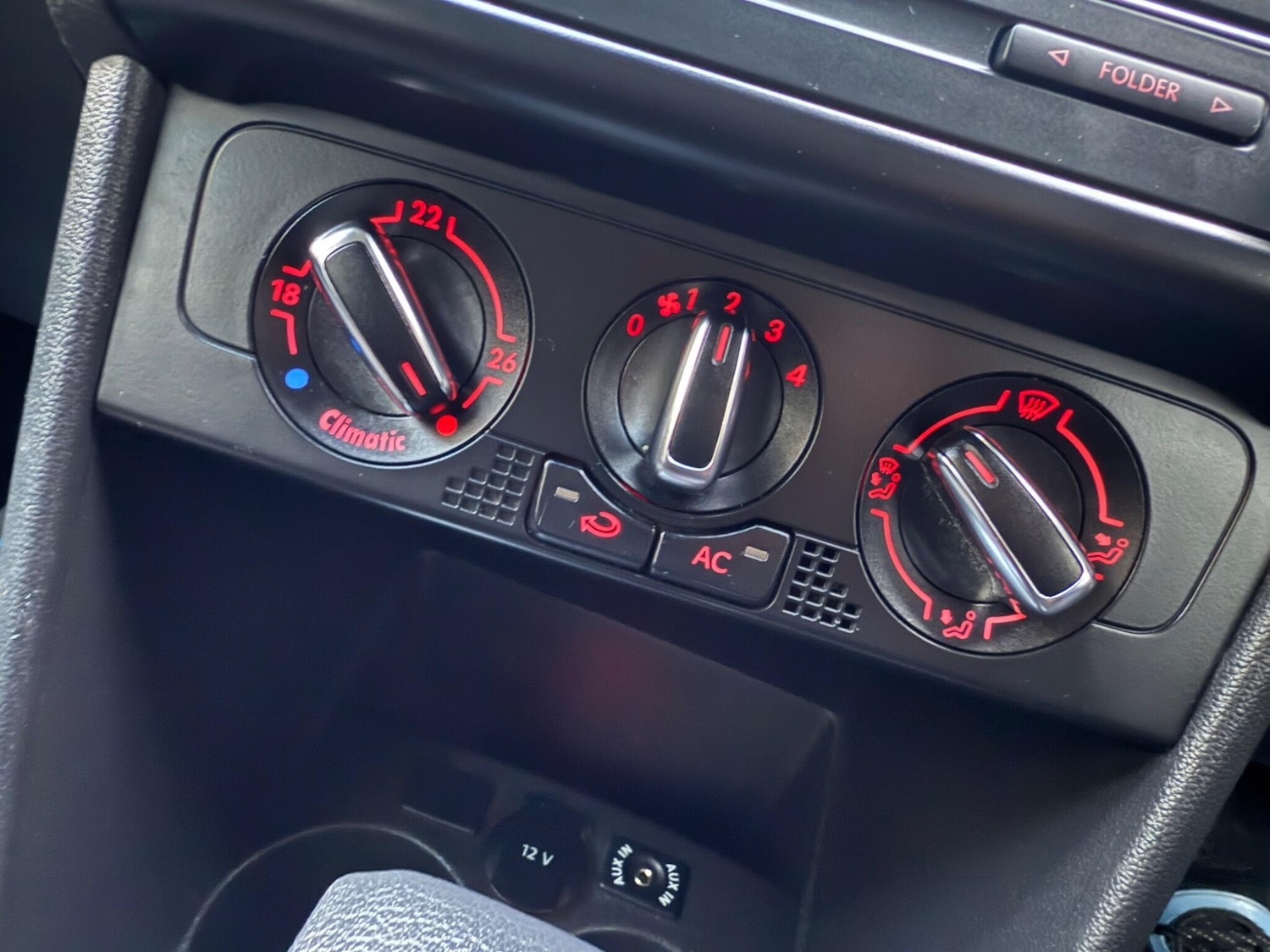 Used Volkswagen Polo 2010 for sale - 76549736: Photo 44