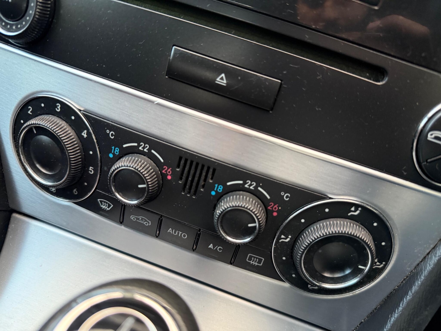 Used Mercedes-Benz C Class 2009 for sale - 76645373: Photo 41