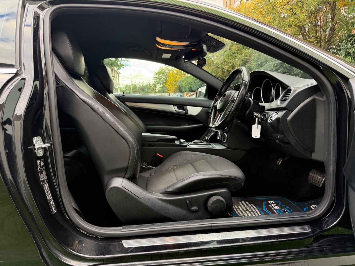 Used Mercedes-Benz C Class 2012 for sale - 76226359: Photo 14