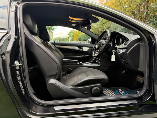 Used Mercedes-Benz C-Class 2012 for sale - 76226359: Photo 14