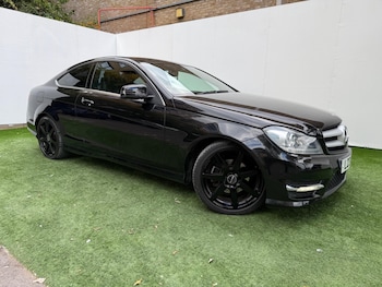 Used Mercedes-Benz C-Class 2012 for sale - 76226359: Photo