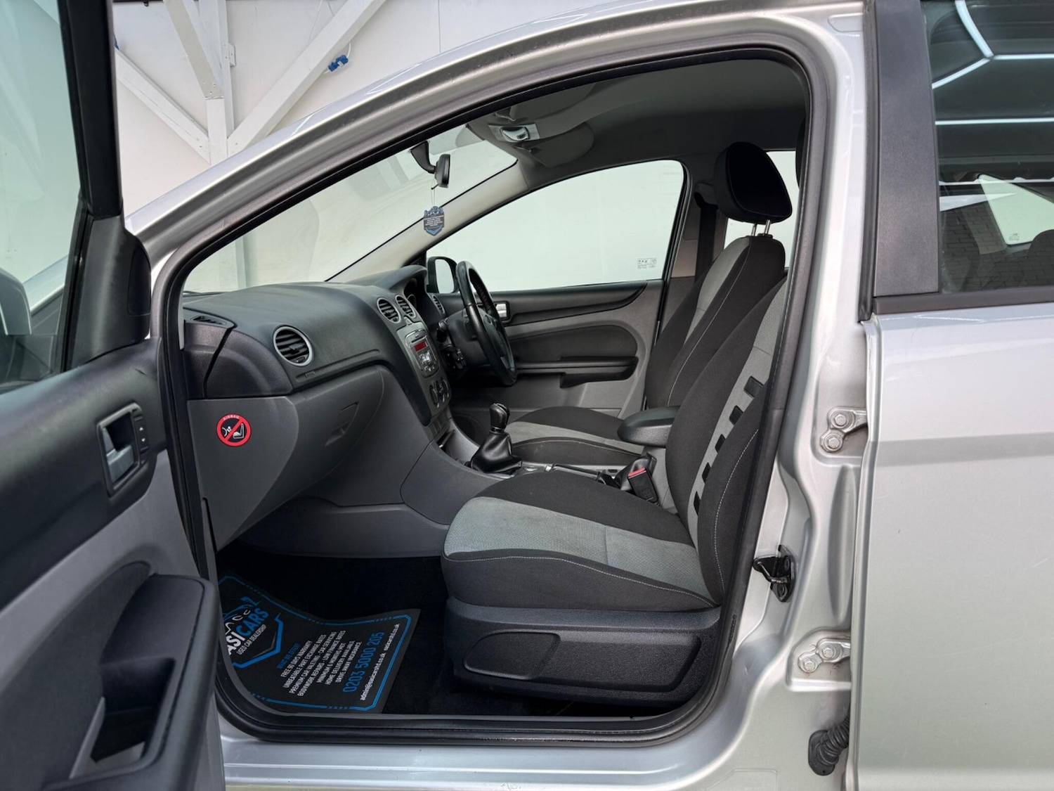 Used Ford Focus 2009 for sale - 77400490: Photo 24