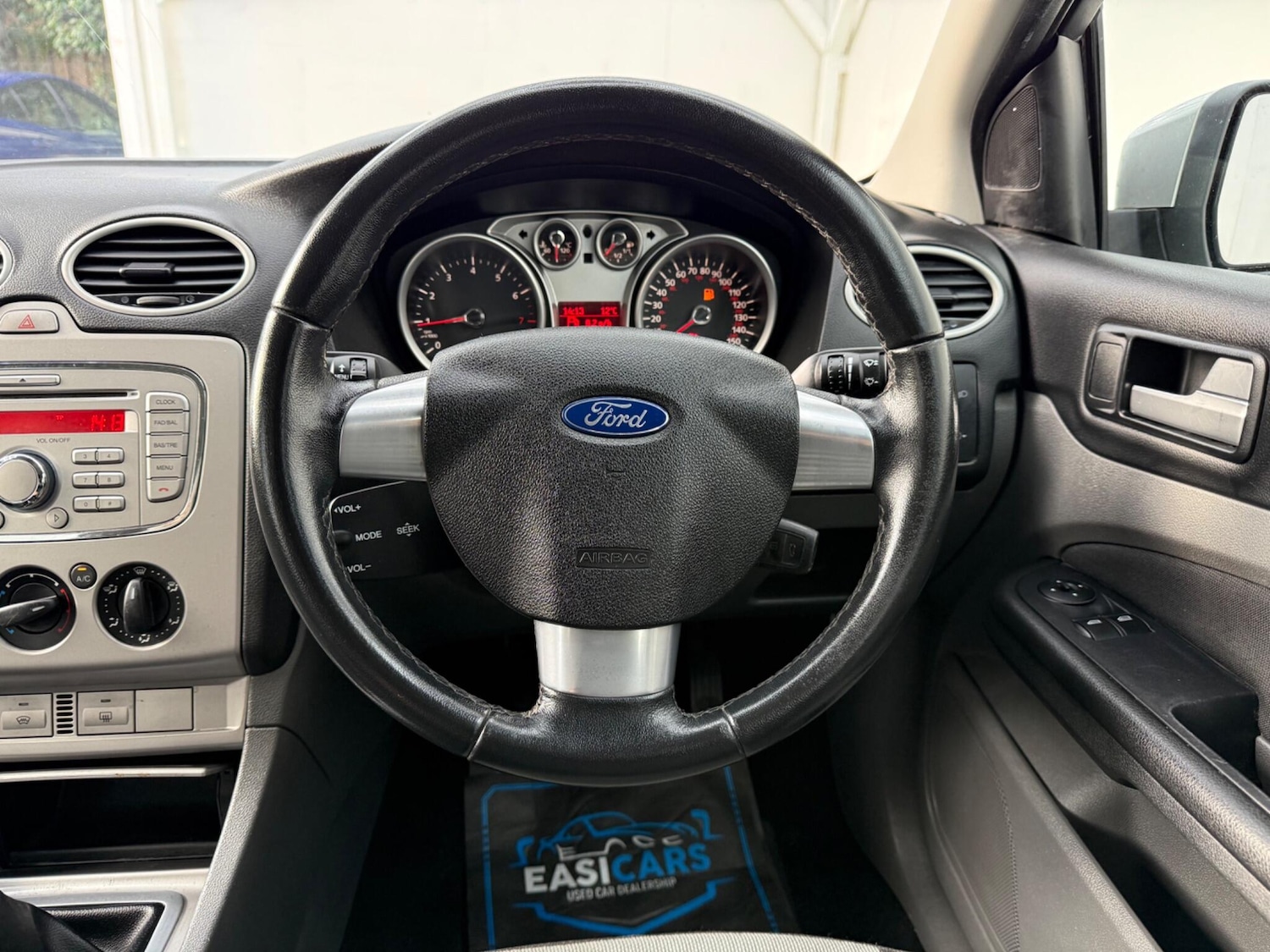 Used Ford Focus 2009 for sale - 77400490: Photo 31