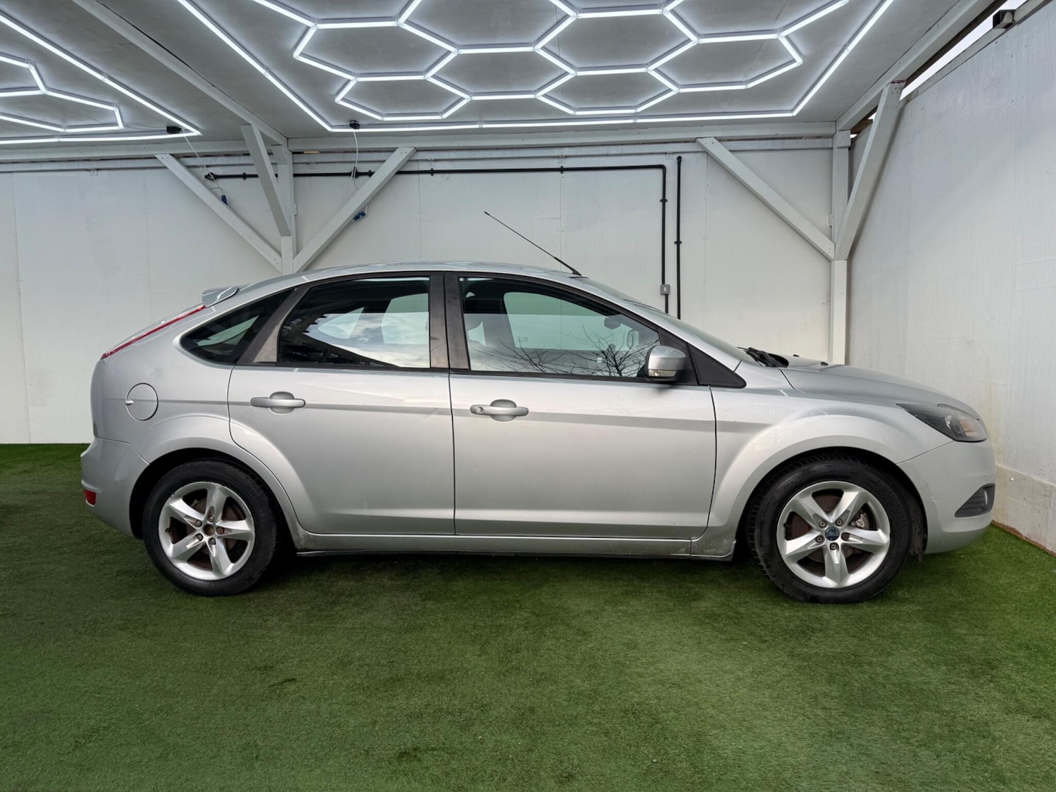 Used Ford Focus 2009 for sale - 77400490: Photo 5
