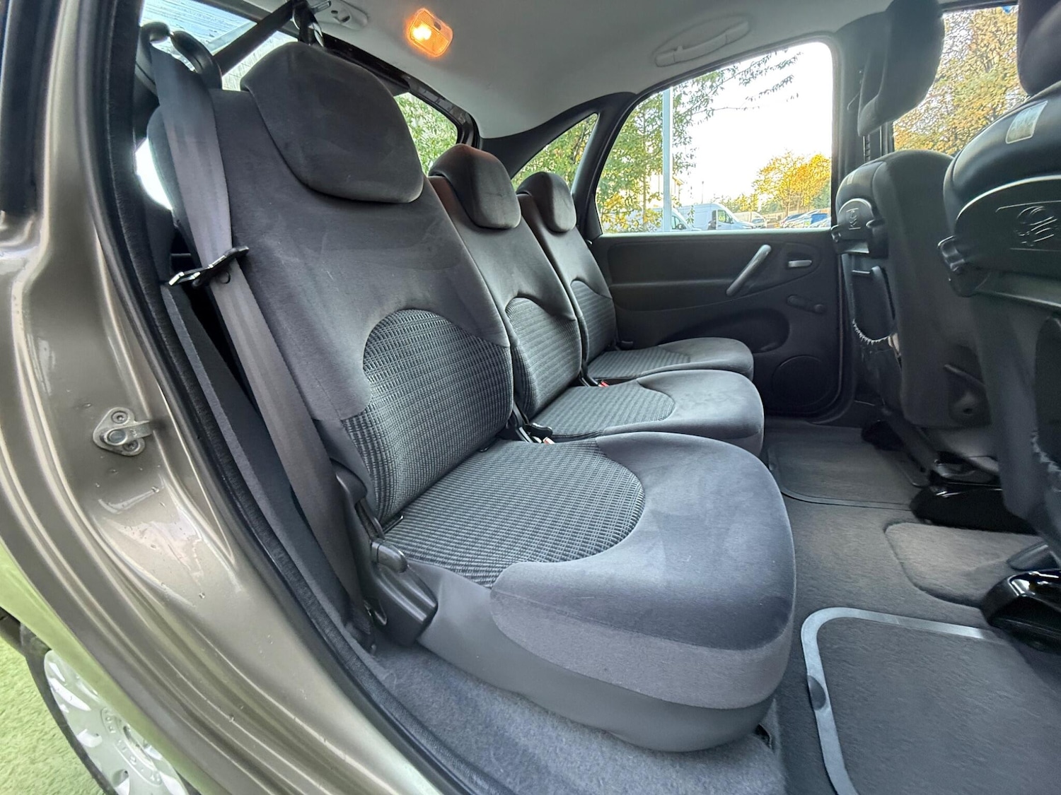 Used Citroen Xsara Picasso 2009 for sale - 76377803: Photo 19
