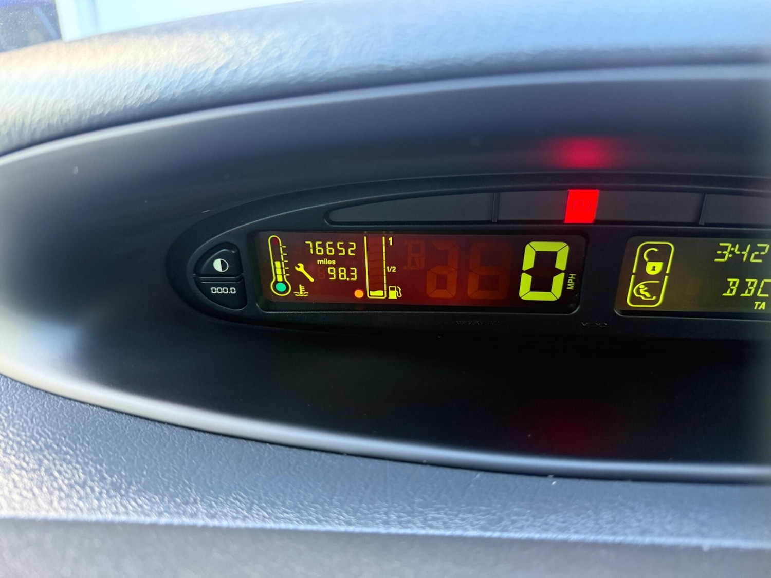 Used Citroen Xsara Picasso 2009 for sale - 76377803: Photo 32