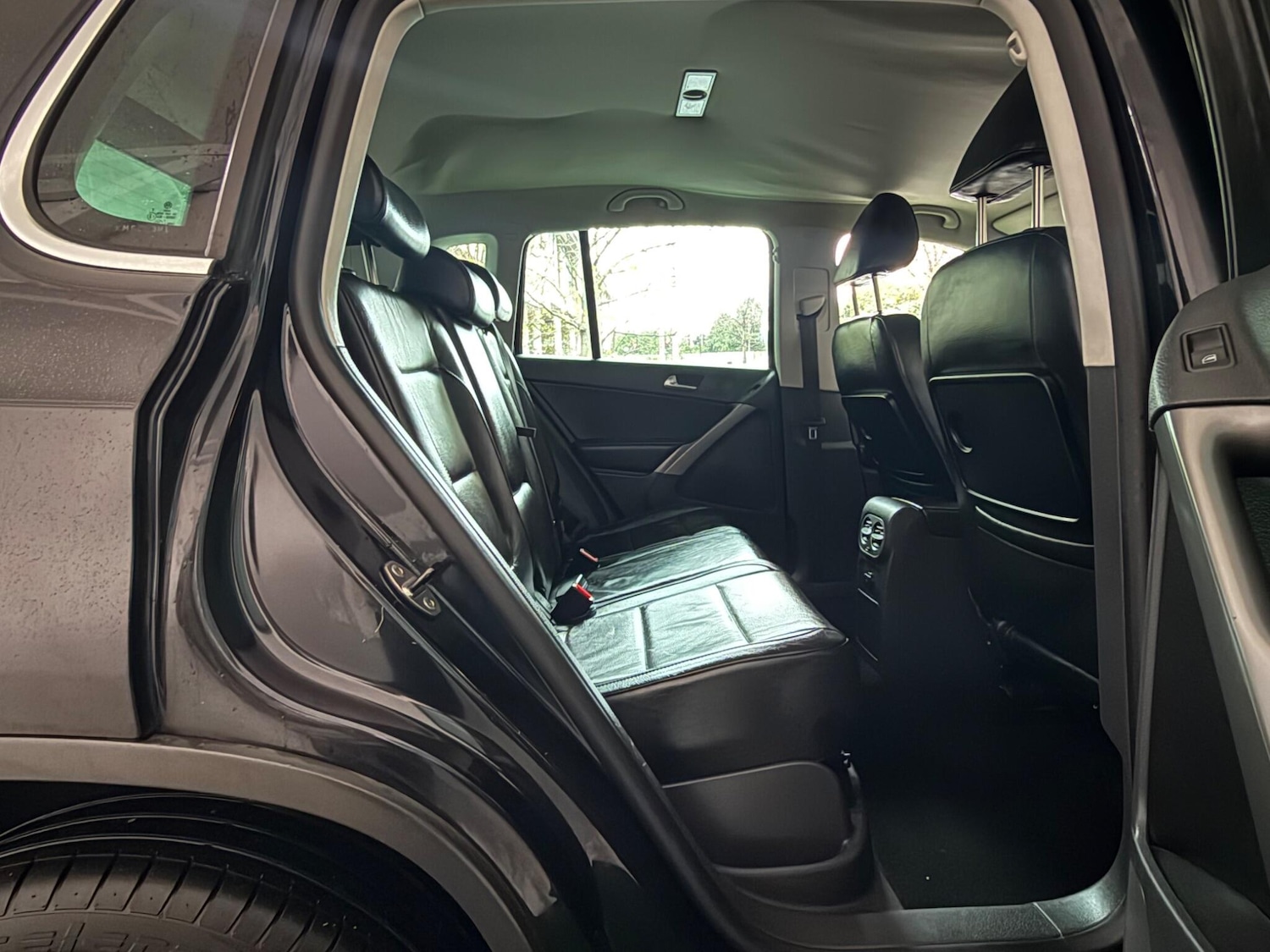 Used Volkswagen Tiguan 2009 for sale - 76800971: Photo 18