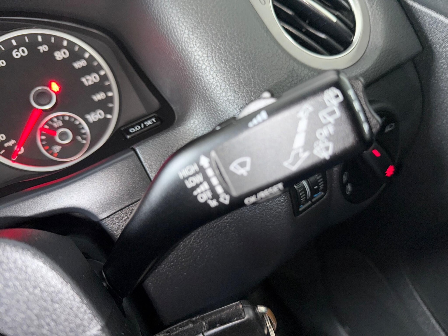 Used Volkswagen Tiguan 2009 for sale - 76800971: Photo 36