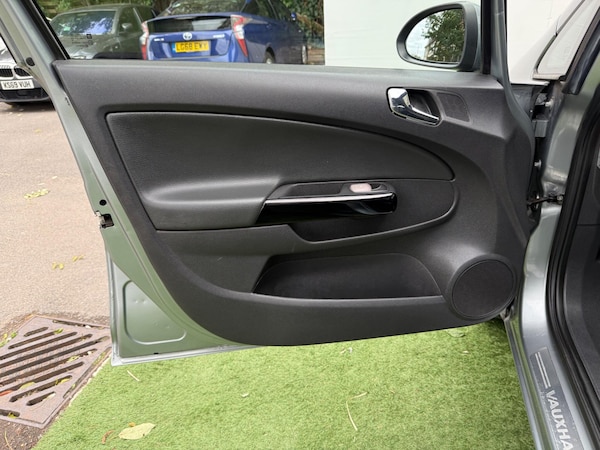 Used Vauxhall Corsa 2013 for sale - 76188800: Photo 27