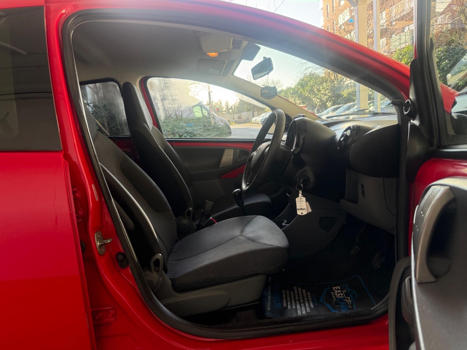 Used Toyota AYGO 2012 for sale - 77017067: Photo 14