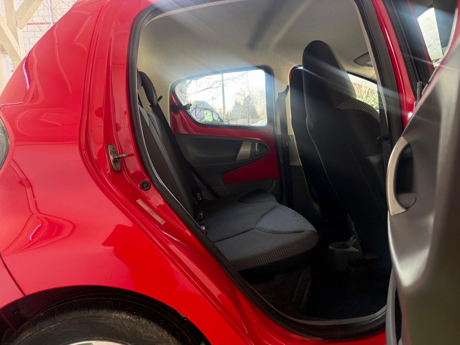 Used Toyota AYGO 2012 for sale - 77017067: Photo 18