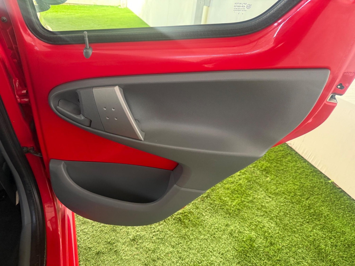 Used Toyota AYGO 2012 for sale - 77017067: Photo 21