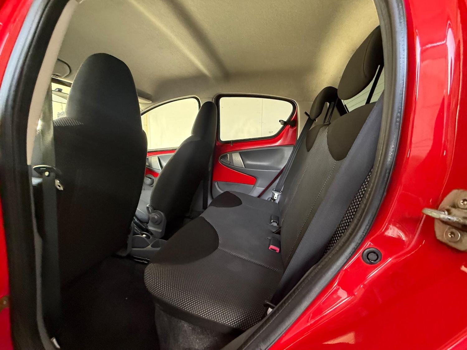 Used Toyota AYGO 2012 for sale - 77017067: Photo 23