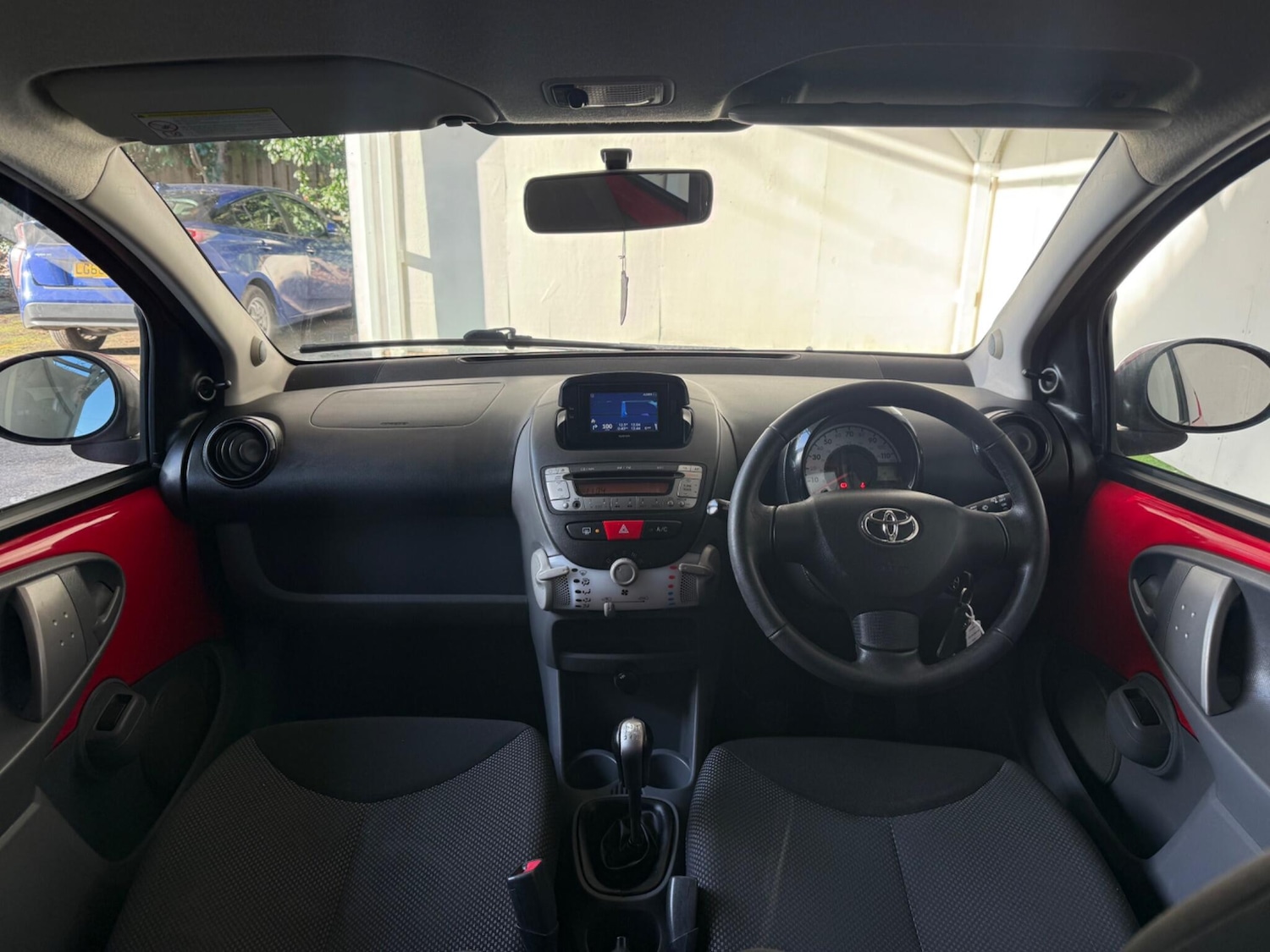 Used Toyota AYGO 2012 for sale - 77017067: Photo 28