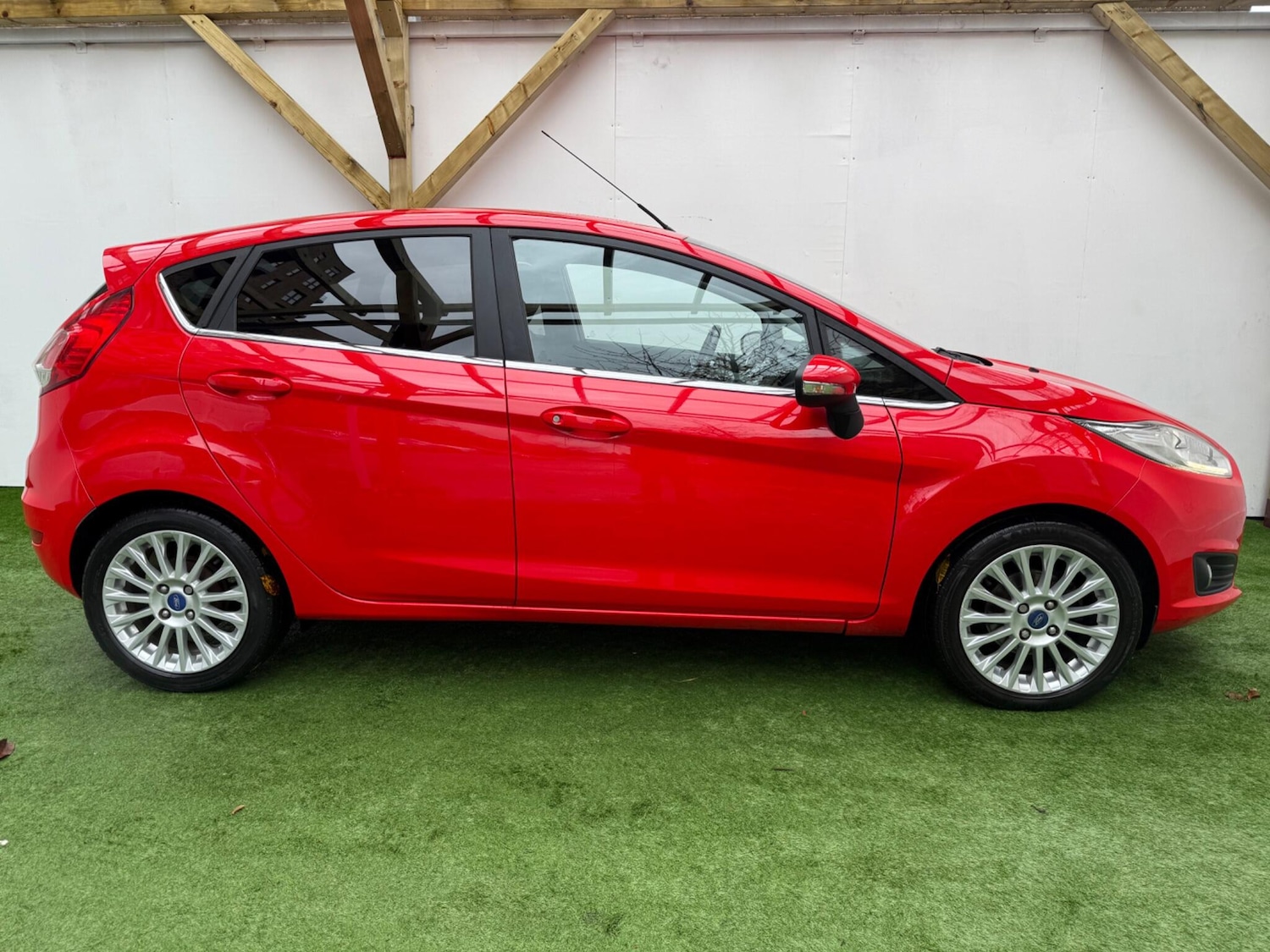 Used Ford Fiesta 2013 for sale - 76550817: Photo 5