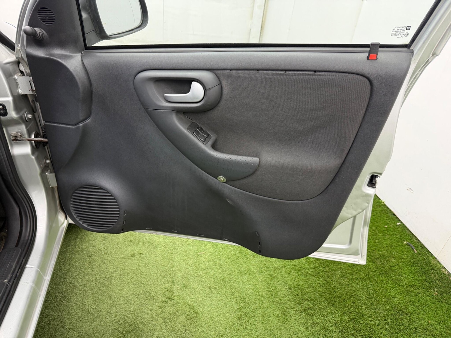 Used Vauxhall Corsa 2003 for sale - 77633219: Photo 15