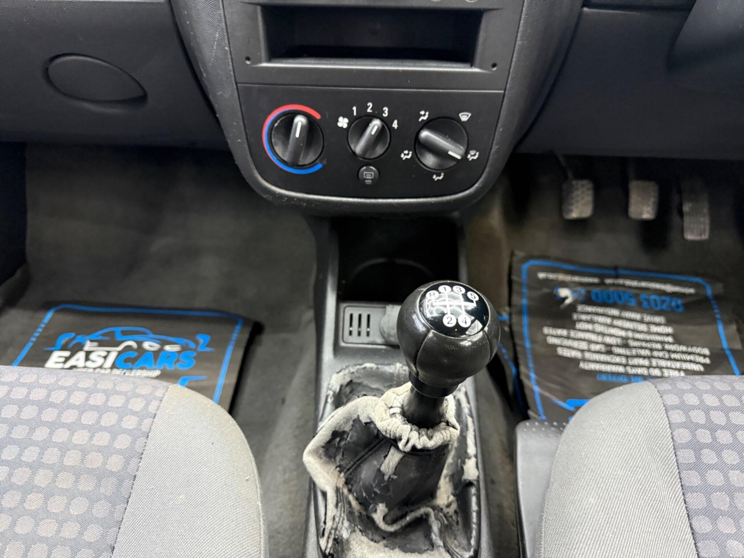 Used Vauxhall Corsa 2003 for sale - 77633219: Photo 28