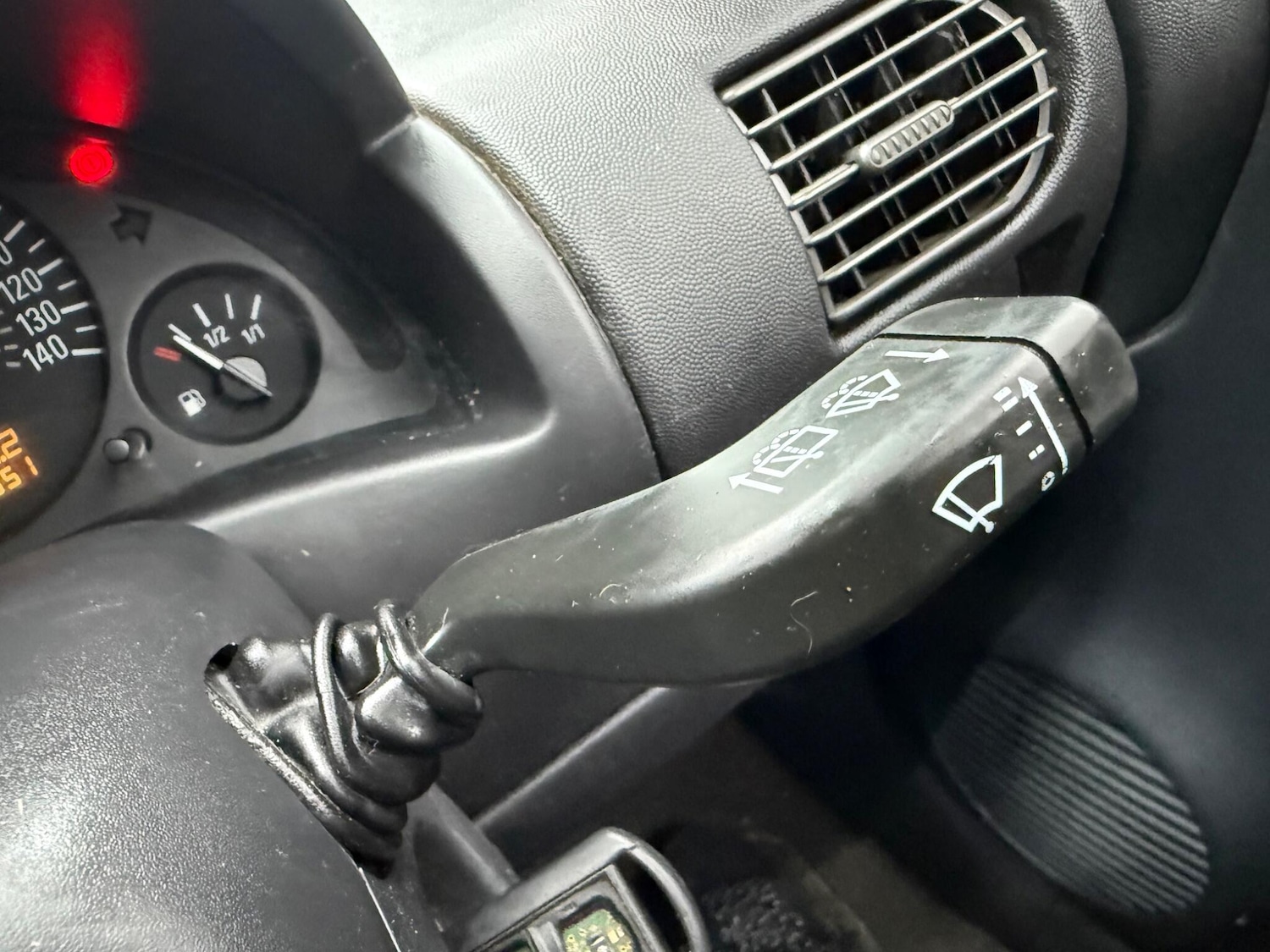 Used Vauxhall Corsa 2003 for sale - 77633219: Photo 33