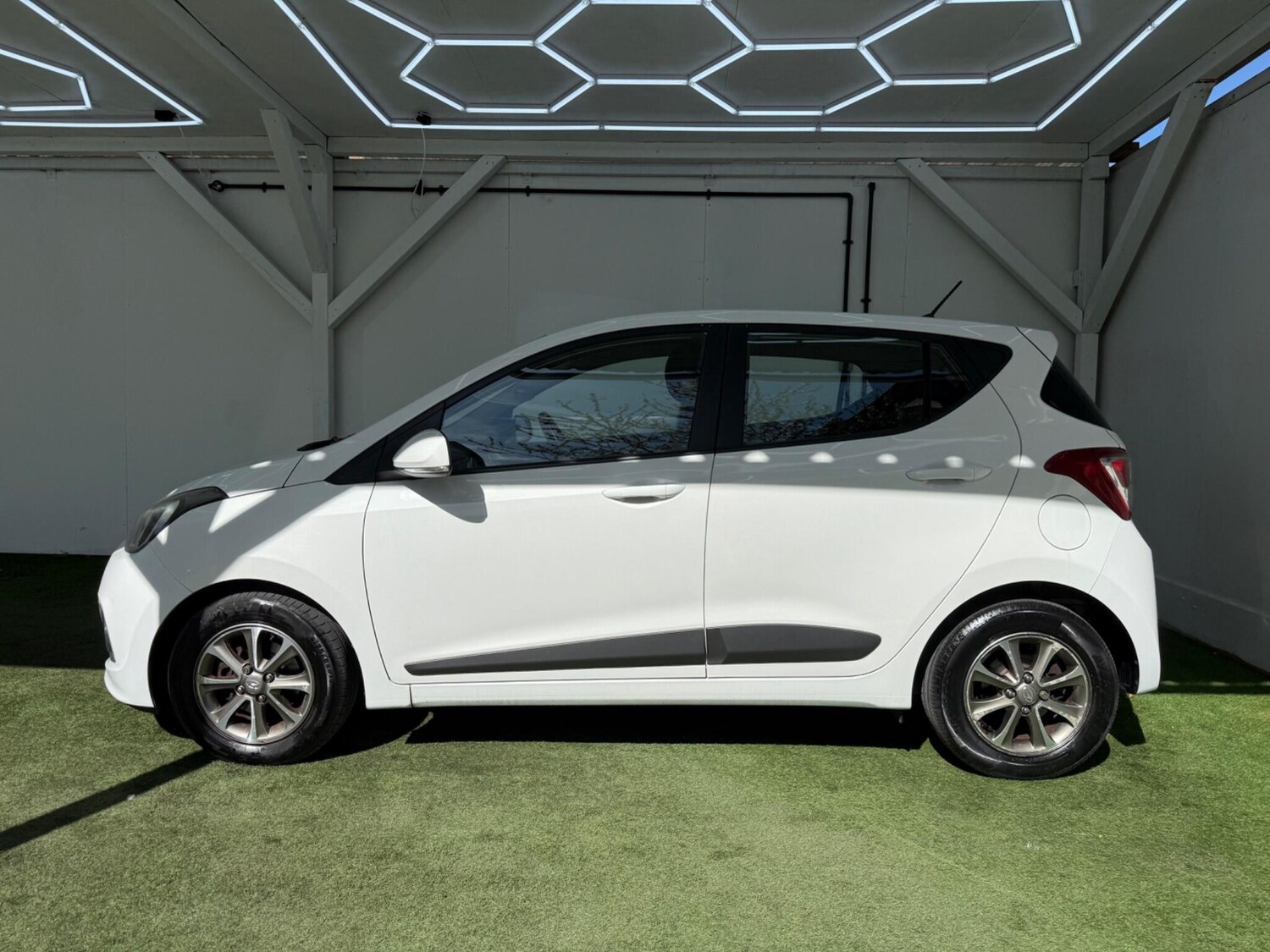 Used Hyundai i10 2015 for sale - 78157487: Photo 10