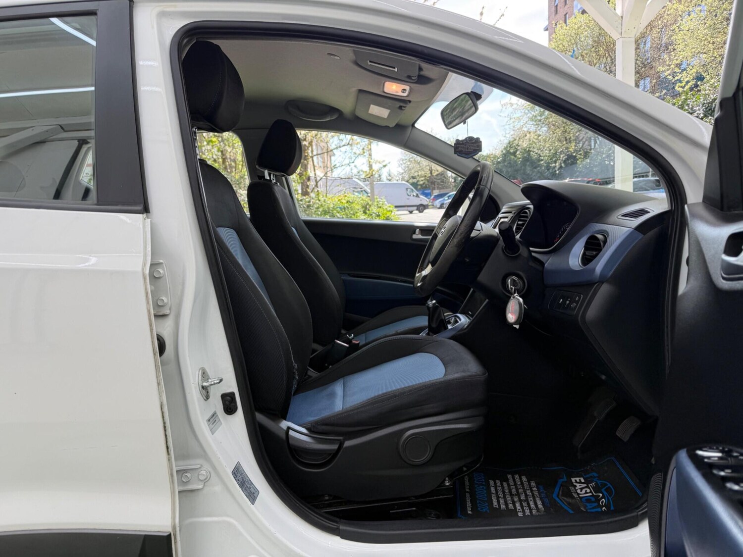 Used Hyundai i10 2015 for sale - 78157487: Photo 16