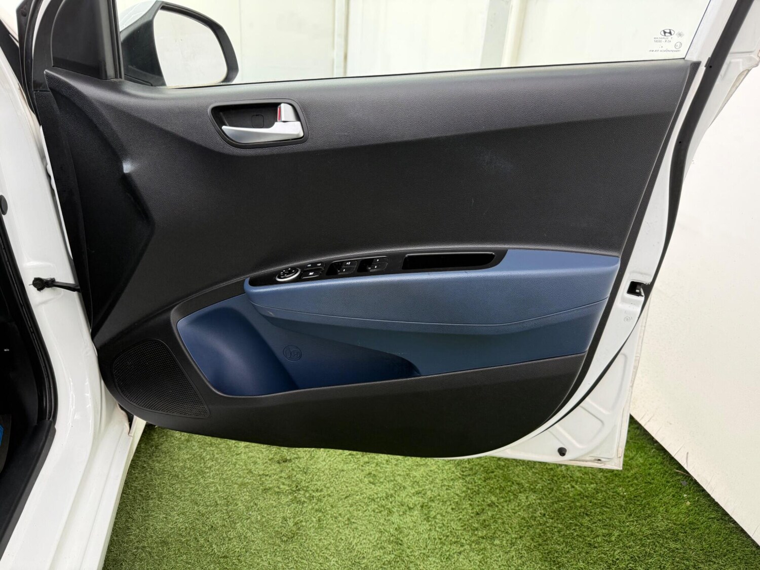 Used Hyundai i10 2015 for sale - 78157487: Photo 19