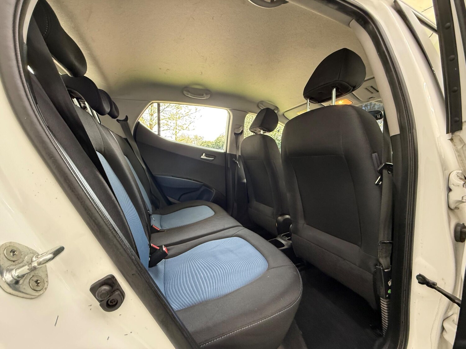 Used Hyundai i10 2015 for sale - 78157487: Photo 21