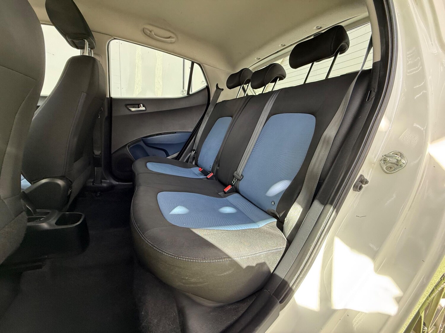 Used Hyundai i10 2015 for sale - 78157487: Photo 26