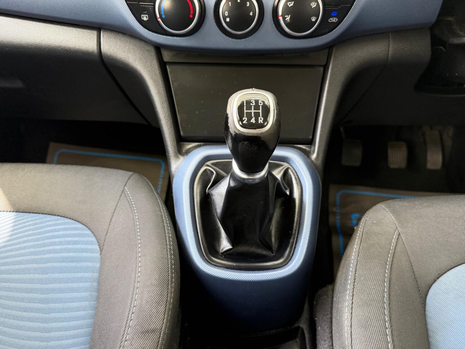 Used Hyundai i10 2015 for sale - 78157487: Photo 32