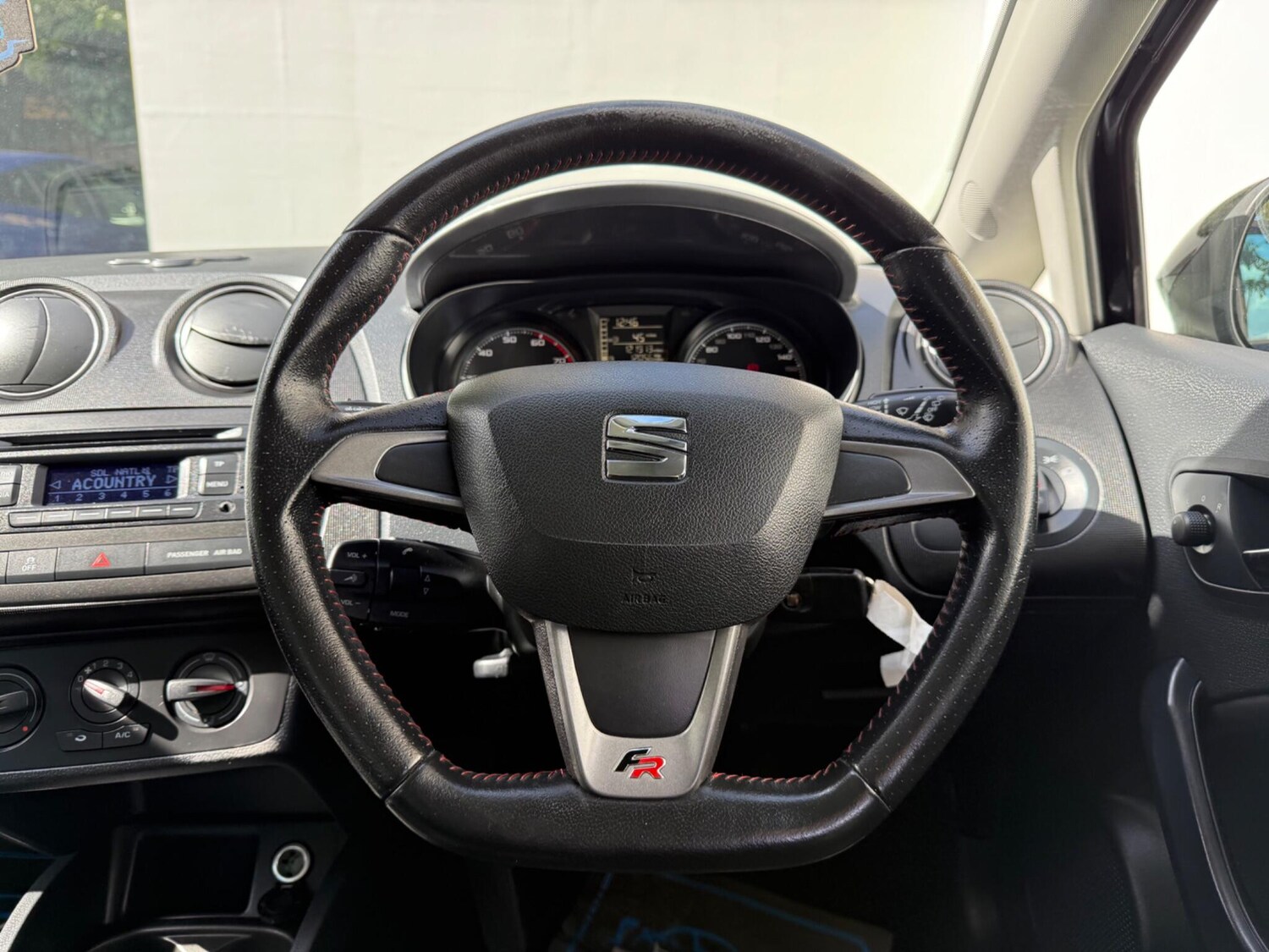 Used SEAT Ibiza 2015 for sale - 75810227: Photo 32