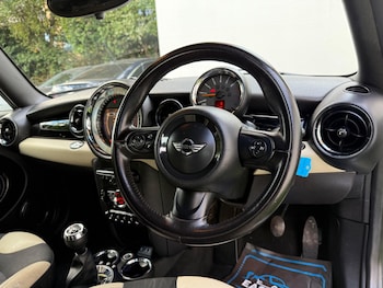 Used MINI Convertible 2015 for sale - 75588317: Photo