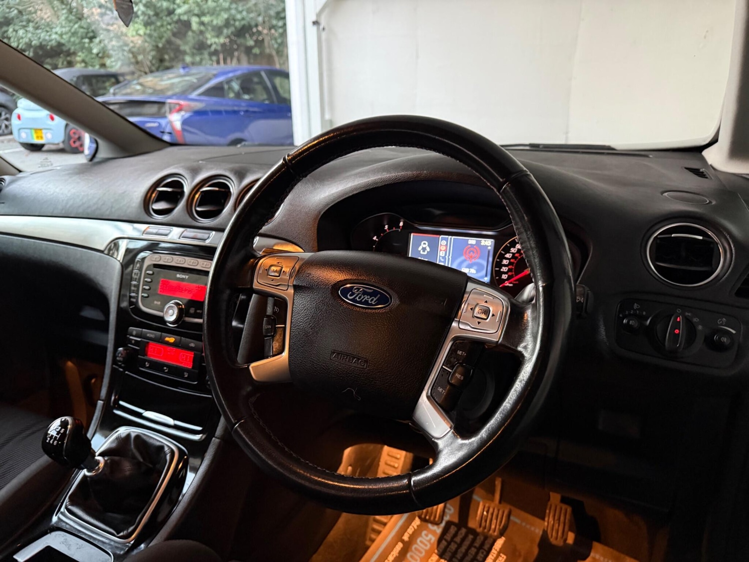 Used Ford Galaxy 2014 for sale - 77050001: Photo 2