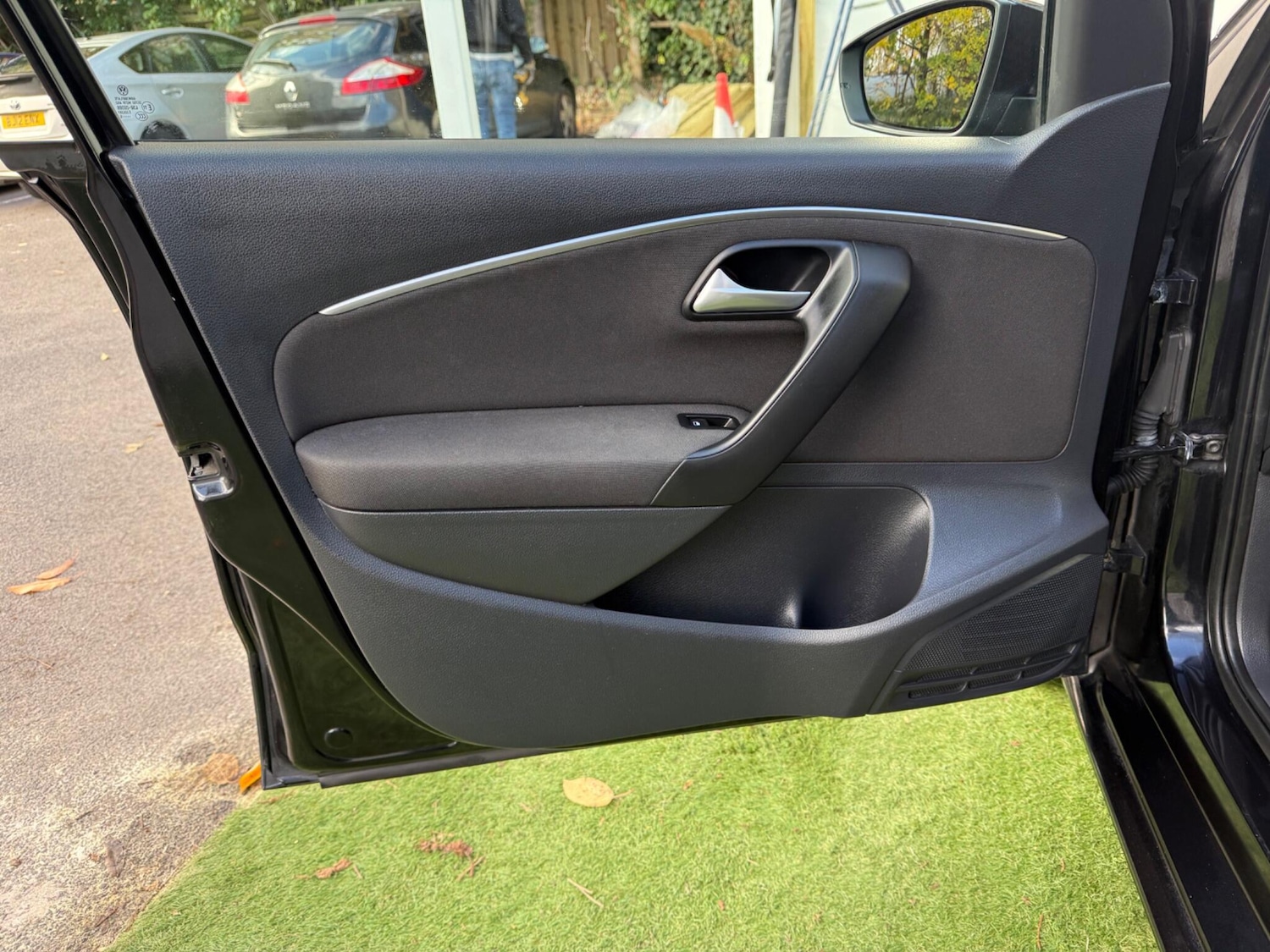 Used Volkswagen Polo for sale - 76485618: Photo 27