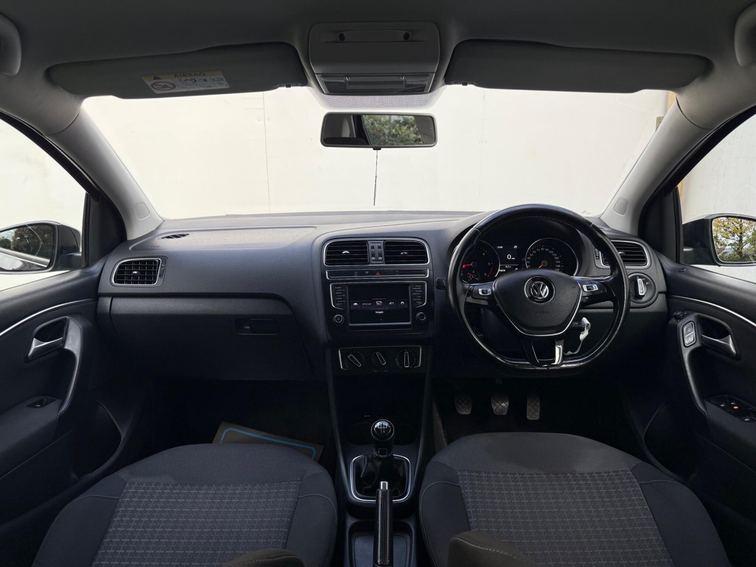 Used Volkswagen Polo for sale - 76485618: Photo 28