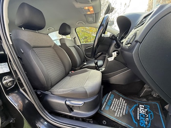 Used Volkswagen Polo 2015 for sale - 76485618: Photo