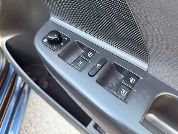 Used Volkswagen Golf 2008 for sale - 74945380: Photo 39