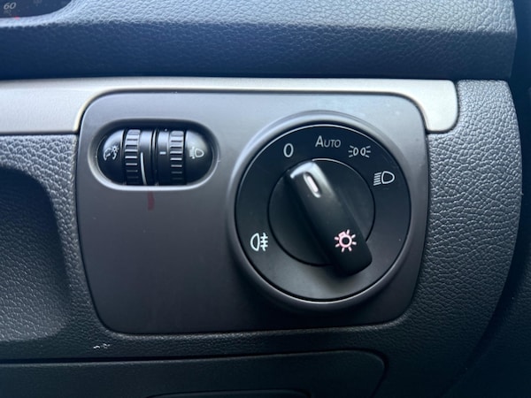 Used Volkswagen Golf 2008 for sale - 74945380: Photo 41