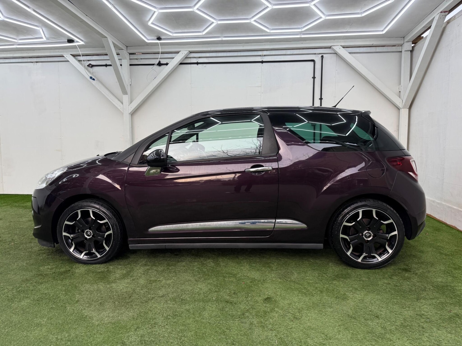 Used Citroen DS3 2014 for sale - 77573958: Photo 10