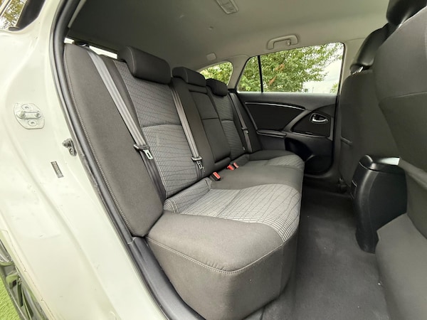Used Toyota Avensis 2011 for sale - 76099416: Photo 20