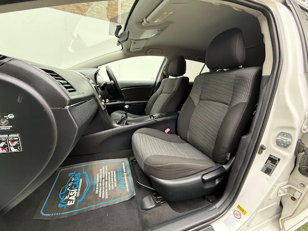 Used Toyota Avensis 2011 for sale - 76099416: Photo 26