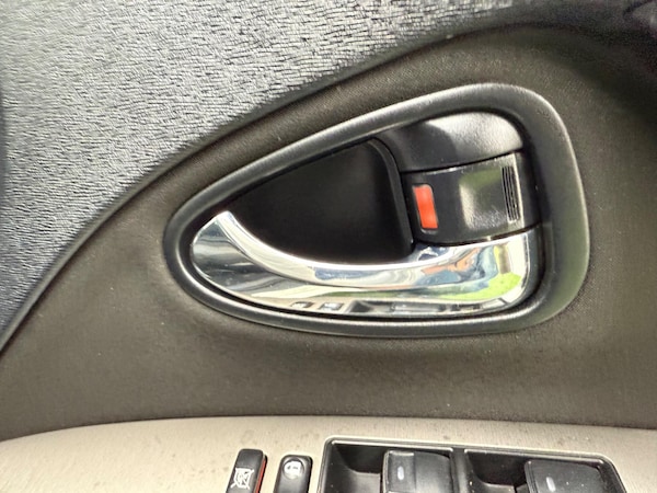 Used Toyota Avensis 2011 for sale - 76099416: Photo 41
