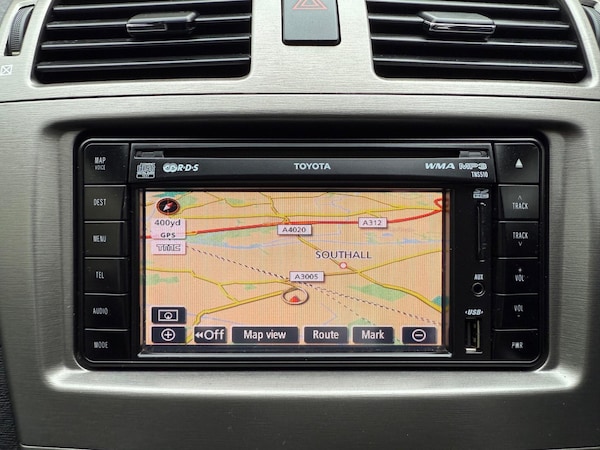 Used Toyota Avensis 2011 for sale - 76099416: Photo 44