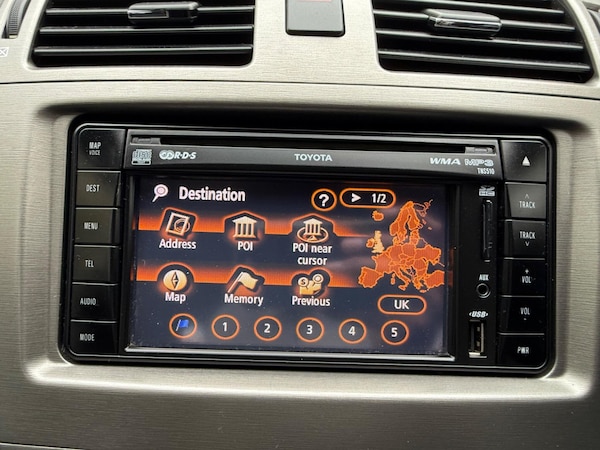 Used Toyota Avensis 2011 for sale - 76099416: Photo 45