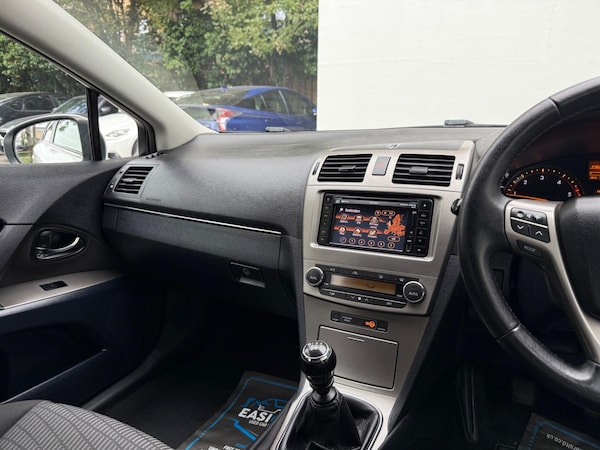 Used Toyota Avensis 2011 for sale - 76099416: Photo 54